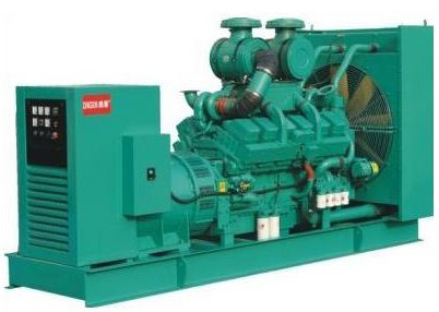 三山康明斯728KW发电机组出租