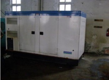 芜湖二手康明斯150kw大型柴油发电机组